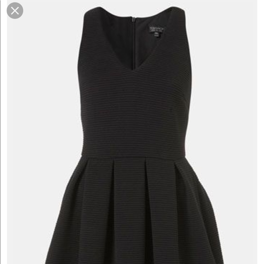 Topshop Black pleated textured skater dress sz 6